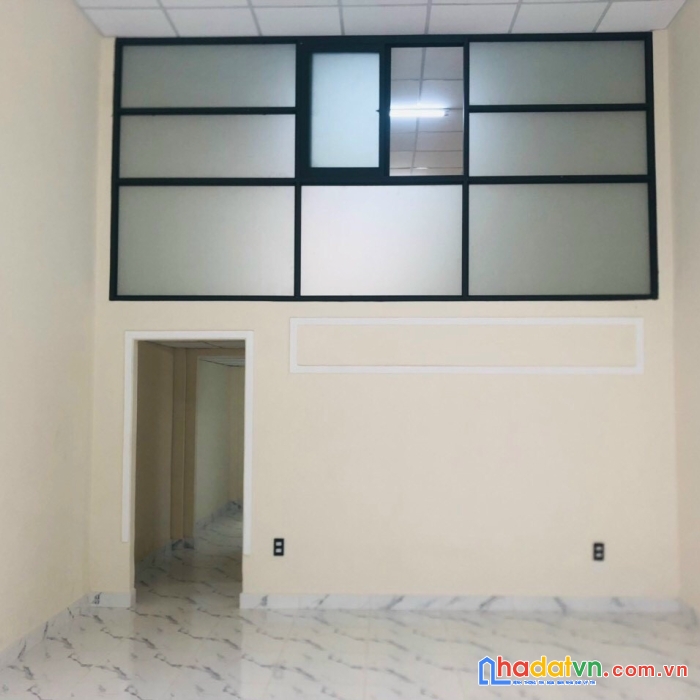 Bán nhà h5m sát mt nguyễn sơn quận tân phú 4,4x12m-chỉ 5.5 tỷ