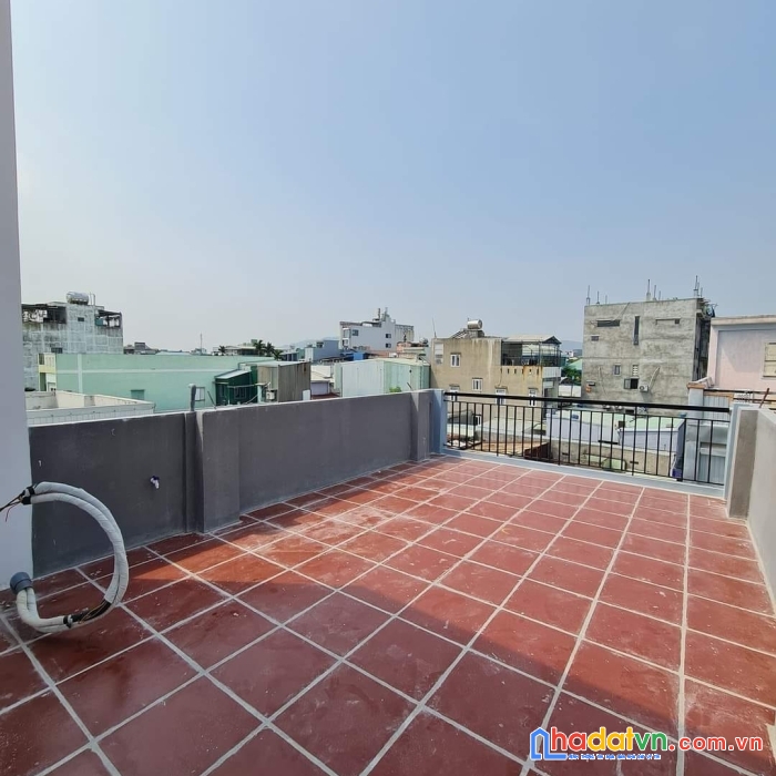 Nhà mới xây 71m2 3 tầng kiệt 3m 4pn gần chợ hk 2.ty75