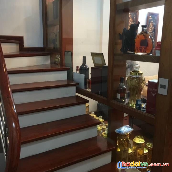 Bán gấp nhà phân lô cầu giấy 60m2x5tầng,mặt tiền rộng 5m9, gara 2ôtô - giá 11tỷ