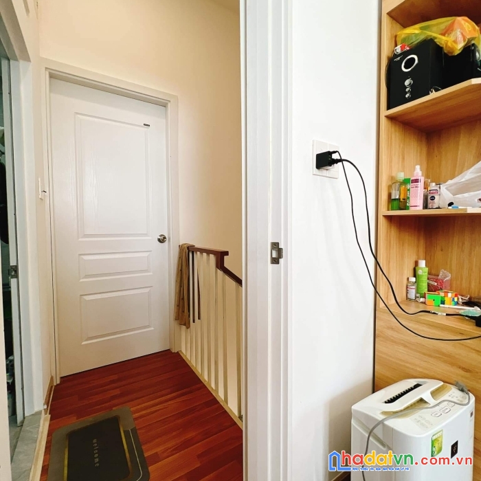 Bán nhà đẹp rẻ q4 tôn đản ngang 4.5x9m 2 tấm có 3tỷ hơn 
ngân hàng cho vay 2 tỷ hơn