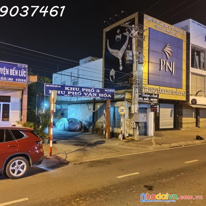 Chính chủ bán lô đất 2 mt trung tâm thị trấn bến lức. long an