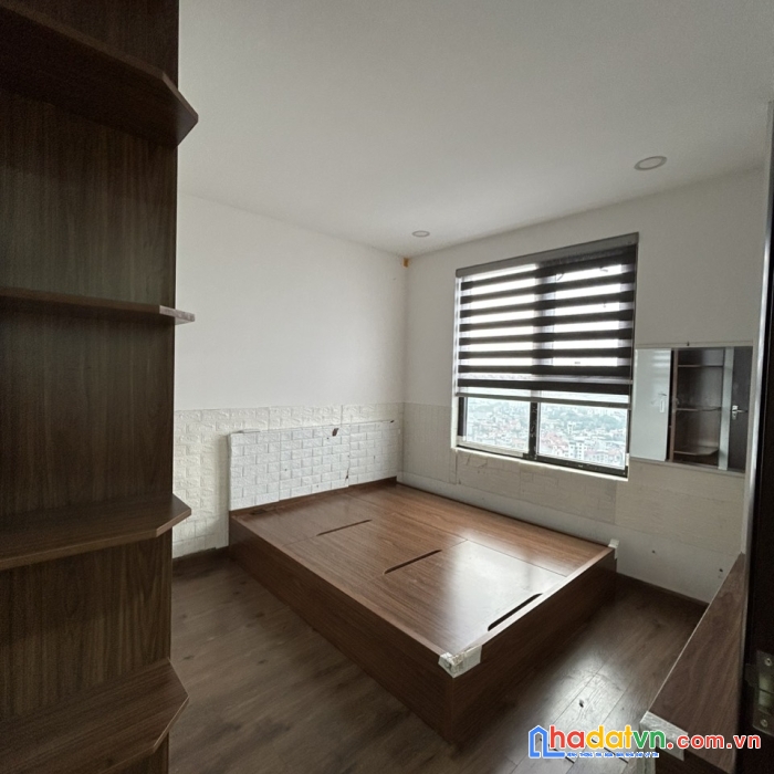 Chính chủ bán ch 2 ngủ, 1 vệ sinh 58,62m2, b2117 hateco apollo. view hồ