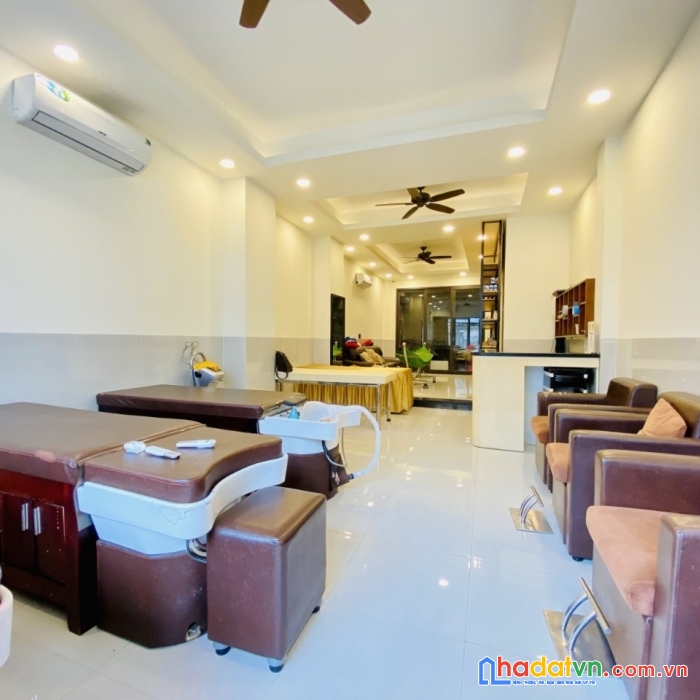 Siêu phẩm bình tân giáp tân phú 81m2 ,4 tầng hxh nhỉnh 6 tỷ