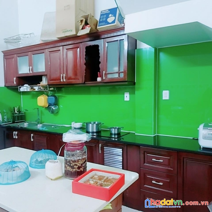 Bán nhà  bờ bao tân thắng,tân phú-40m2- 2 tầng 2.99 tỷ  lh 0902160655