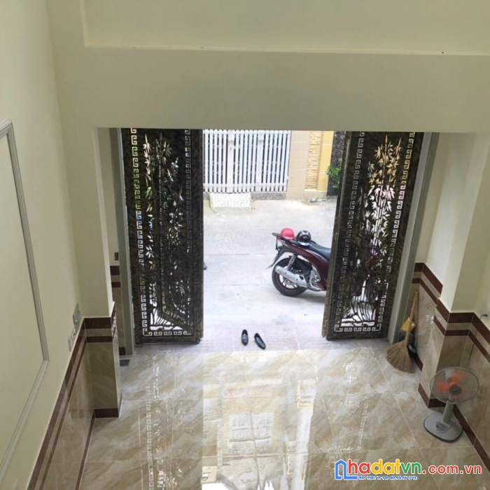 Khu vip đồng bộ - huỳnh thị hai quận 12, 55m2, 4 tầng, 4 pn, nội thất cao cấp. chỉ hơn 5 tỷ.