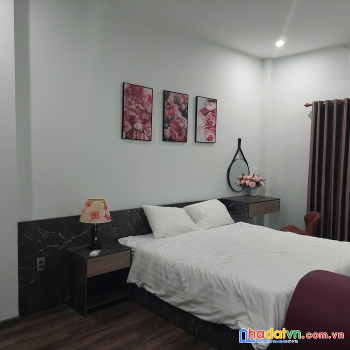 Cần bán tòa căn hộ vị trí đẹp đường 10m5 quận ngũ hành sơn 100m2 5 tầng