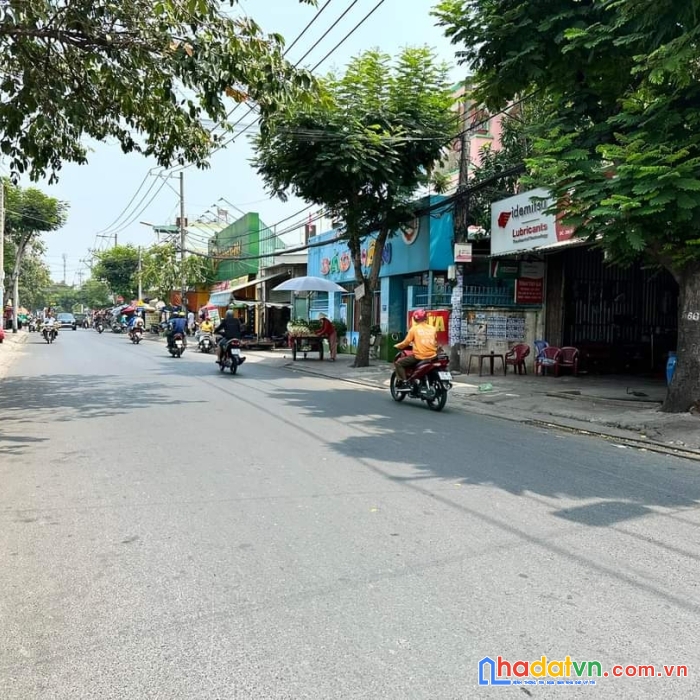 Bán nhà gấp. đường 11 linh xuân 6* 33 giá hơn 9 tỷ