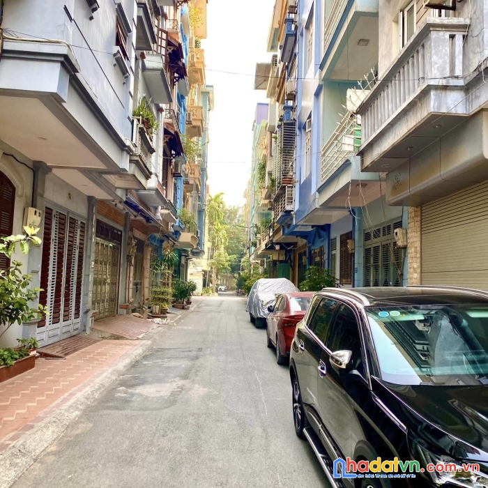 Bán nhà ngõ 3 phạm tuấn tài, vỉa hè, ô tô tránh, kinh doanh, 50m mt 4.9m 14 tỷ 300