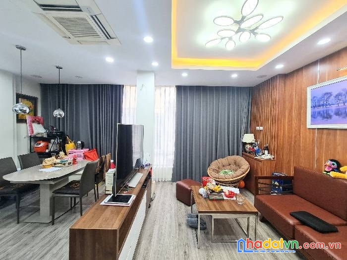 Bán nhà p.nghĩa tân – cầu giấy, 100m 7 tầng thang máy, vỉa hè, ô tô tránh kd, 23 tỷ