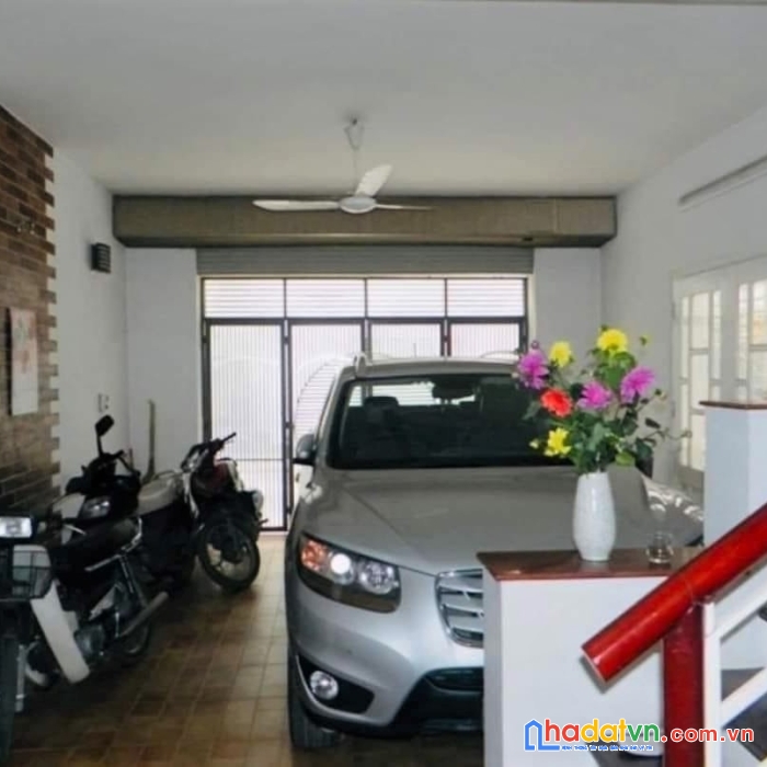 Bán nhà trung kính to, dt 65m2 gara ô tô, 2 ô tô tránh, kinh doanh hơn 12 tỷ