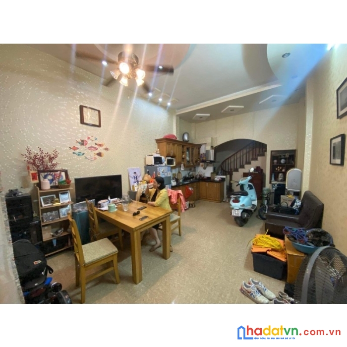 Bán nhà phan đình giót thanh xuân, 38mx5t mt 4m gần phố nhà đẹp ở ngay nhỉnh 4 tỷ lh 0975124520