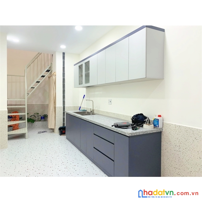 Nhỉnh 4 tỷ có nhà trung tâm tân bình, nguyễn trọng tuyển - 60m2 - dân trí cao