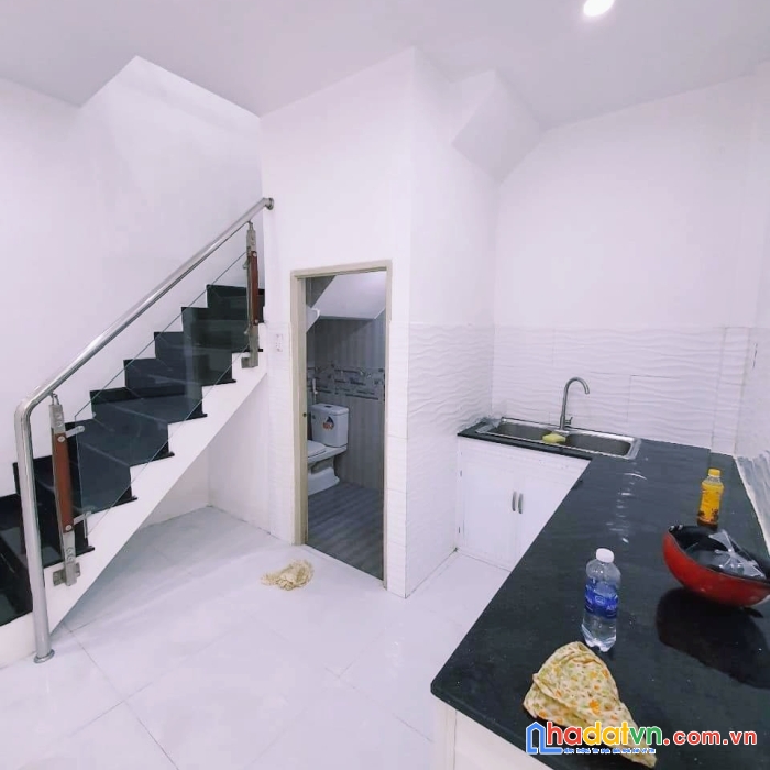 Bán nhà 2 tầng, thống nhất, 4x12.5m, hẻm 4m thông chỉ 3.7 tỷ