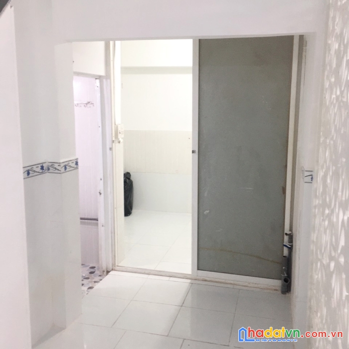 Nhà bán 2 tầng - 55m2 hẻm thông  âu dương lân p3q8 - giá : 4.6 tỷ