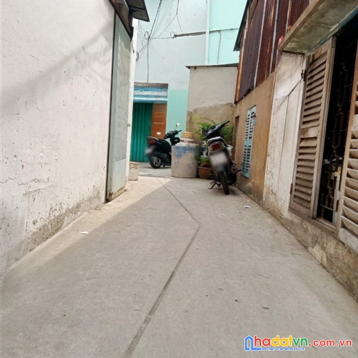 Nhà bán hẻm 29 đường bình đông p15q8 -  giá : 1.2 tỷ (bớt lộc)