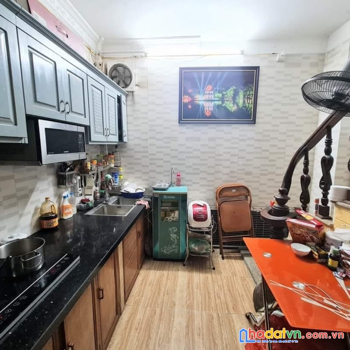 Bán nhà bạch mai, ngõ nông, 30m ra phố 46m x 4t, nhỉnh 3 tỷ 0901753139