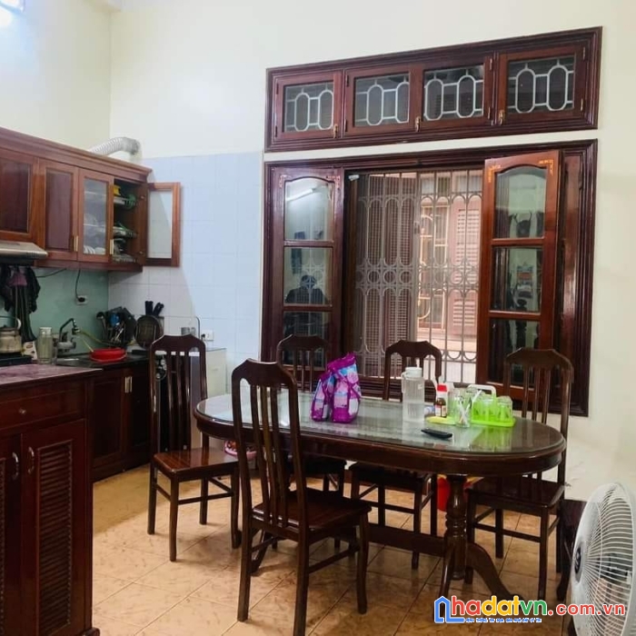 Bán nhà cát linh-ngõ oto-cách mặt phố 10m-70m2x4t-16 tỷ