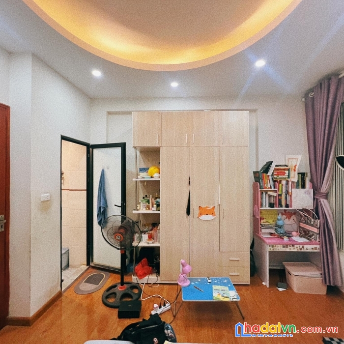 Nhà đẹp tây hồ-ngõ thông kd-gần phố-gần chợ 40x5t- 4.8 tỷ