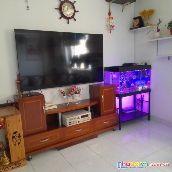 Chính chủ cần tiền bán gấp cc petroland quận 2, sổ hồng riêng, nội thất đầy đủ