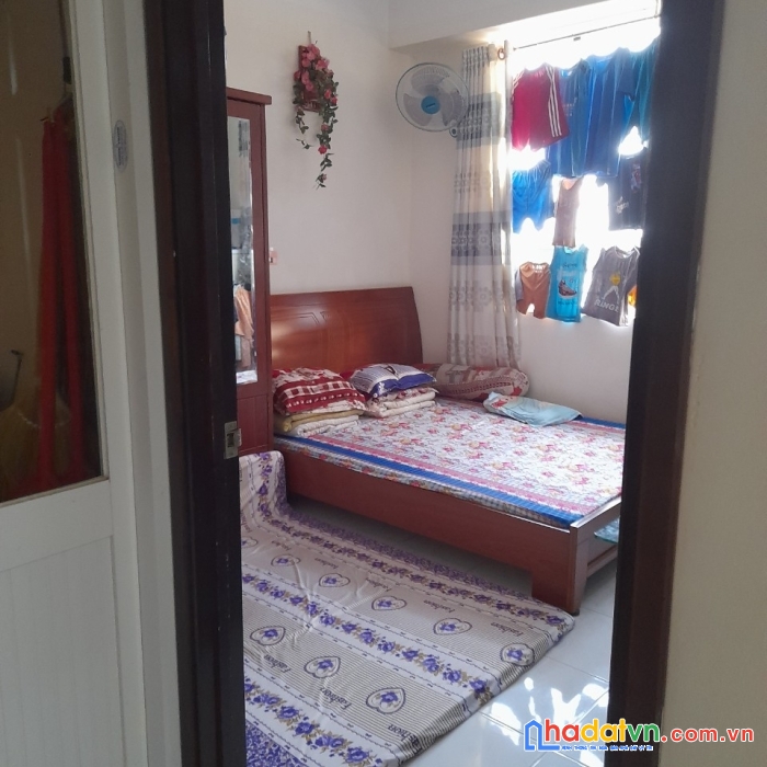 Chính chủ cần tiền bán gấp cc petroland quận 2, sổ hồng riêng, nội thất đầy đủ