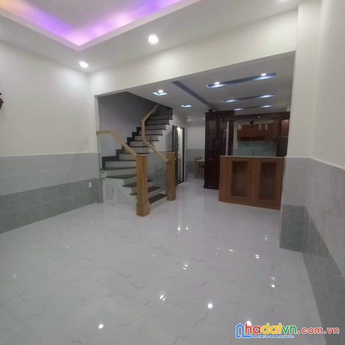 Gấp bán đi định cư - hẻm thông ô tô tới cổng - giá tốt phú nhuận -  41m2 - chỉ 4.25 tỷ tl