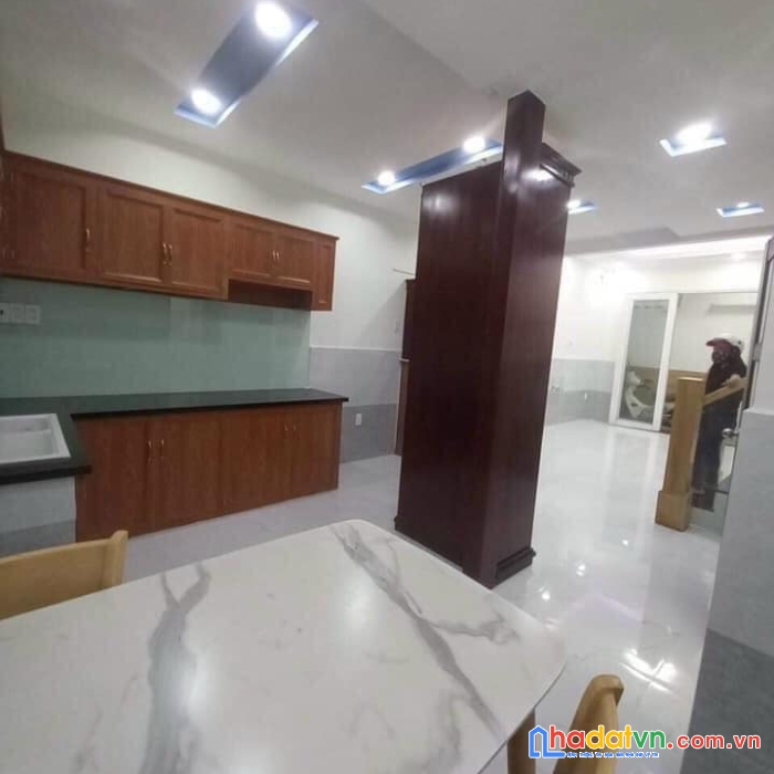 Gấp bán đi định cư - hẻm thông ô tô tới cổng - giá tốt phú nhuận -  41m2 - chỉ 4.25 tỷ tl