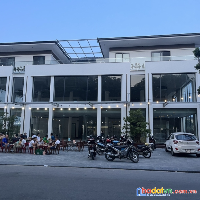Bán đất trống 160m2 mặt đường kinh doanh hecman sát đèn đỏ nguyễn sỹ sách