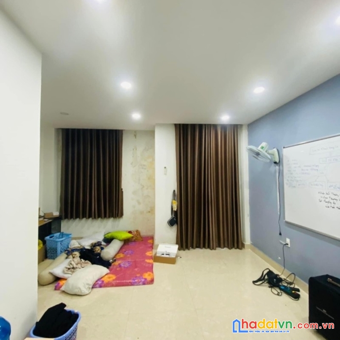 Bán nhà biệt thự phân lô ngay giga mall thủ đức 110m2 giá 16 tỷ 5