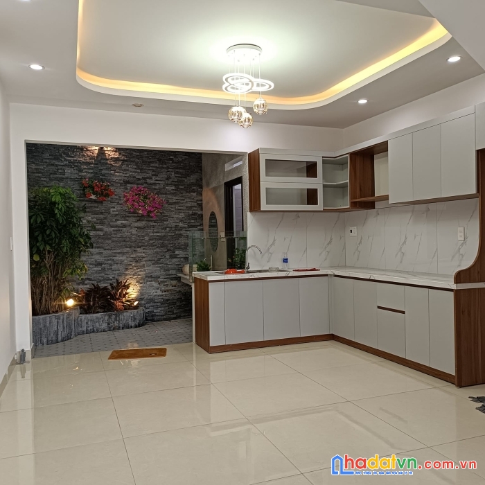 Nhà mới 3 tầng tô hiệu full nội thất 3pn kiệt 4.5m