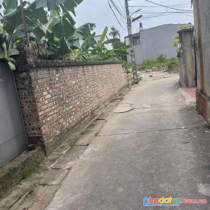 Chính chủ gửi bán lô đất đẹp tại ngõ bún, quan âm, bắc hồng. giá chỉ nhỉnh 1 tỷ.
