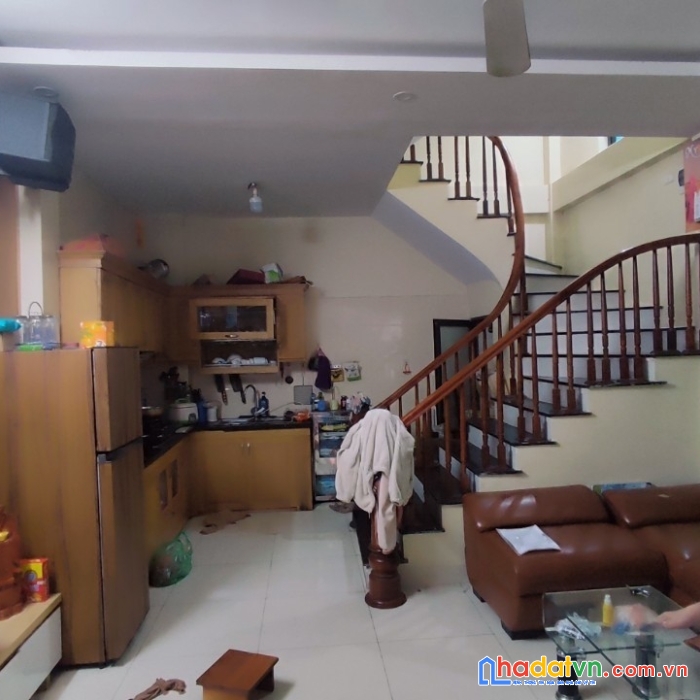 Có một không hai chính chủ cần bán nhà quận nam từ liêm 30 m2 x 5 t 3,65 tỷ ô tô kd