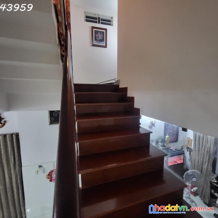Kẹt bank bán gấp nhà hxh phan văn trị, bình thạnh, 47m2, 3 tầng, chỉ 5 tỷ