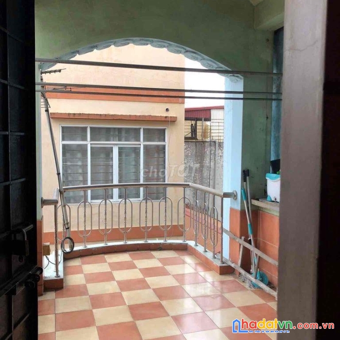 Cần cho hộ gia đình nhỏ thuê 3 tầng 1tum tại phố hàng đậu, phường đồng xuân, quận hoàn kiếm, hà
