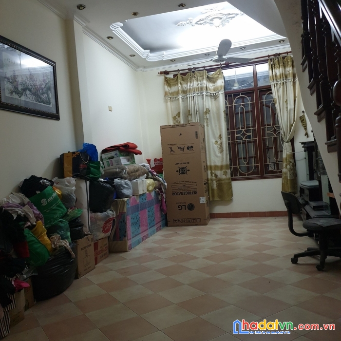 Cần bán gấp nhà phố khương trung, 29m2, mt 3.8m, vài bước ra ô tô, nhỉnh 3 tỷ, 0382328365.