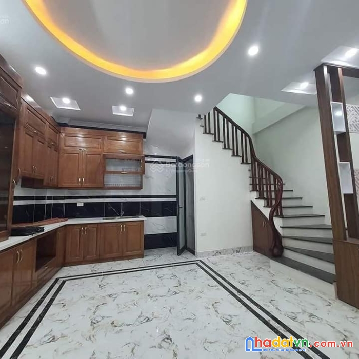 Bán nhà phố thái thịnh đống đa 37m - 5t - mt 4.5 m - giá 4.2 tỷ nhà mới ở ngay