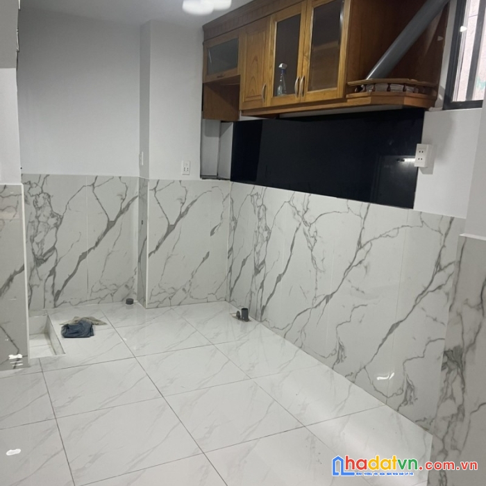 Bán nhà phú nhuận hxh 41m2 ngang 4m nhà mới hẻm thông oto vào nhà lê văn sỹ 4.3 tỷ.