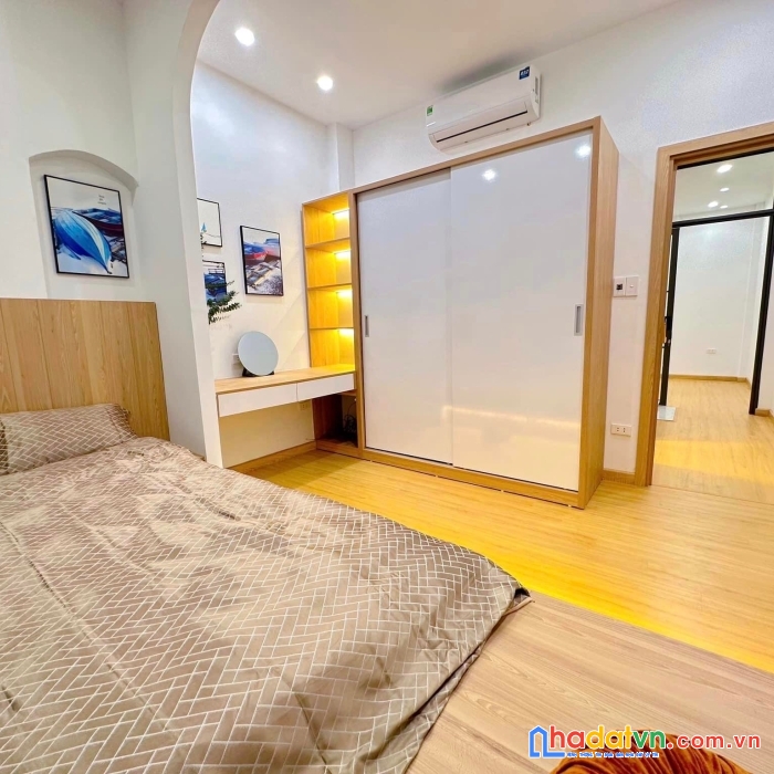 Bán nhà kđt văn khê 83m2 5t mt 5m chỉ hơn 13 tỷ trục chính kinh doanh ô tô vỉa hè