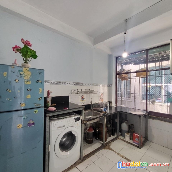 Chính chủ cần bán gấp chung cư miếu nổi 5 tầng lô a3 (đối diện 288 vạn kiếp - phan xích long)