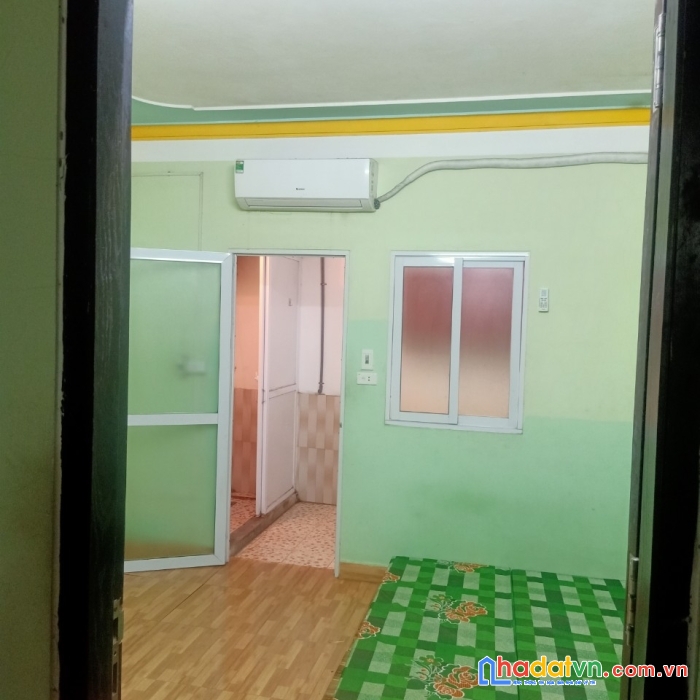 Chính chủ cho thuê phòng khép kín tầng 1 tại ngõ 718 đường láng