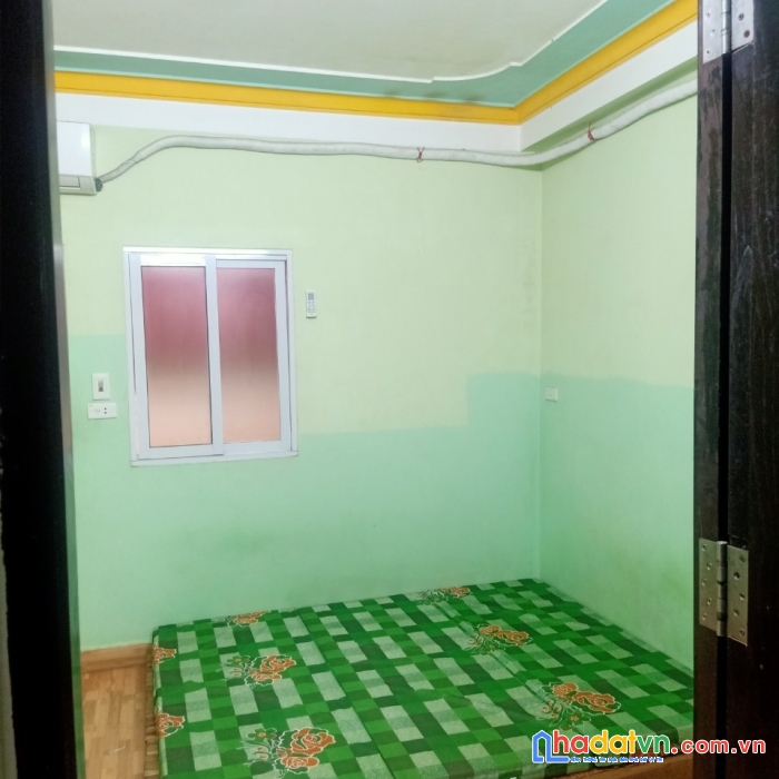 Chính chủ cho thuê phòng khép kín tầng 1 tại ngõ 718 đường láng