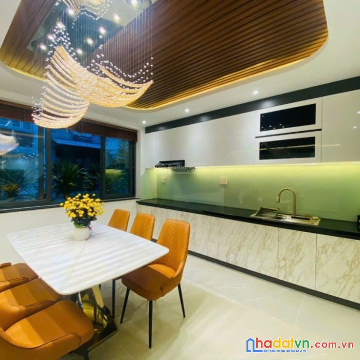 Bán nhà đẹp 5 tầng, hxh lê văn lương, 5mx16m, giá chỉ 7 tỷ, tặng full nội thất gỗ quý, tân hưng,
