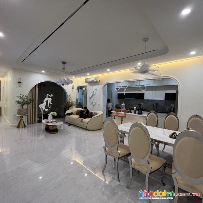 Căn đẹp, giá đẹp nhất tòa golden west – lê văn thiêm thanh xuân, 3pn,tặng nội thất đẹp, slot gửi ô