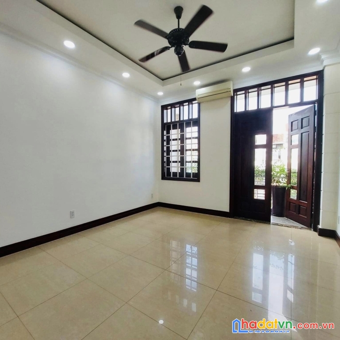 Mặt tiền kinh doanh đa ngành nghề, phú thạnh, tân phú, 5 tầng gần 72m2, cần bán ngay.
