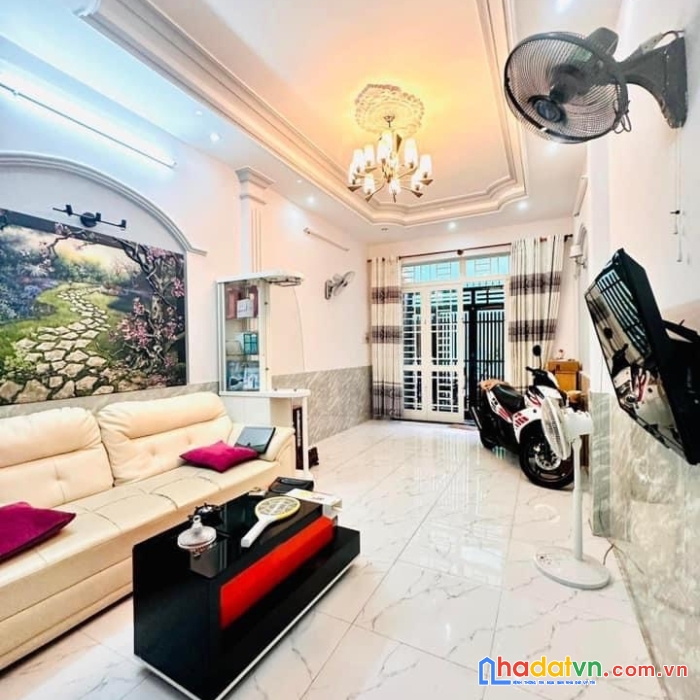 Nhà ngô quyền hà đông, 60m phân lô, giá chào hơn 5 tỷ