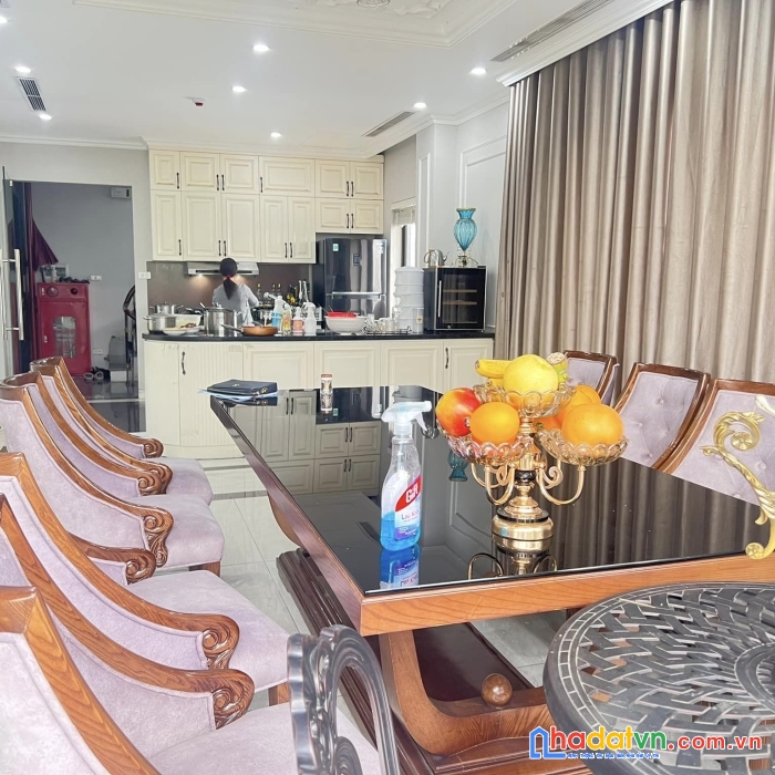 Bán gấp nhà 8 tầng - 120m - mặt phố khuất duy tiến - lô góc 3 thoáng - vỉa hè rộng để được rát