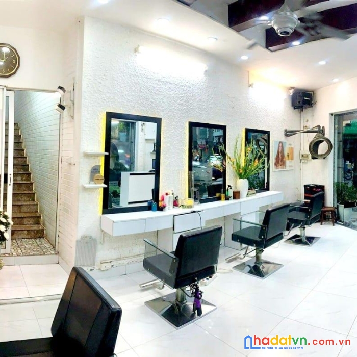 Bán nhà mặt phố cầu giấy, 55m2, 5 tầng, lô góc, chỉ 20 tỷ, vỉa hè 0918086689