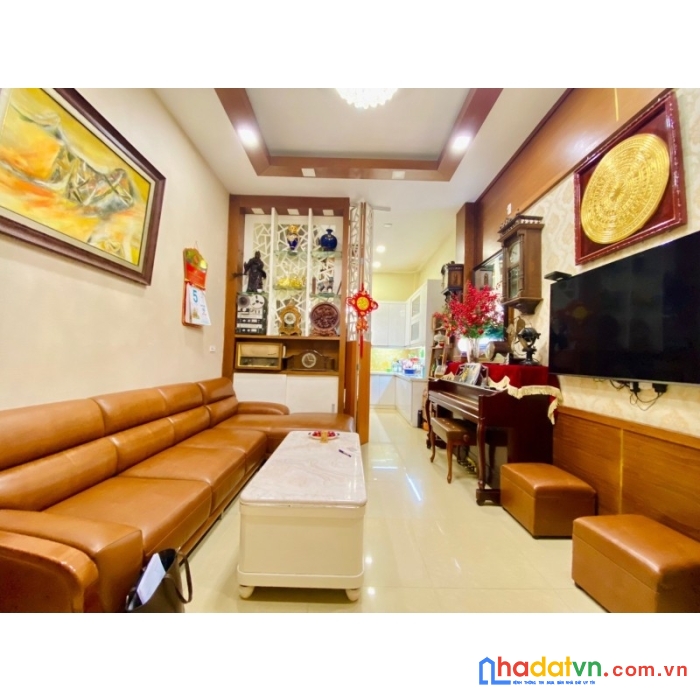Bán nhà tây sơn dt 38m2 x 6 tầng, ngõ nông, gần phố,  ô tô, nhỉnh 5 tỷ lh 0966037496