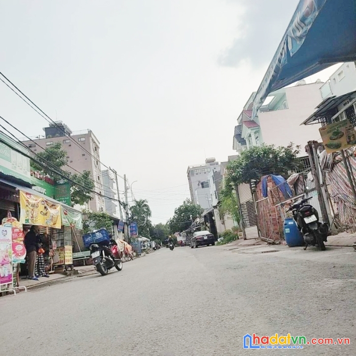 Bán nhà ngộp hxt 140m2(6.5x22) lê văn việt chỉ 8 tỷ thương lượng