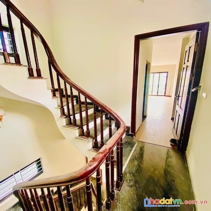 Bán gấp nhà mặt phố quận hoàng mai, 40m2, 5 tầng, ô tô tránh, kinh doanh siêu đỉnh chỉ 6,4 tỷ. hiếm