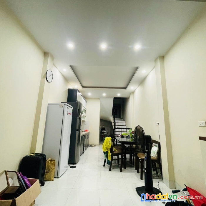 Siêu hiếm phố 8/3 nhà đẹp ở ngay, tặng nội thất 42m x 4t, nhỉnh 3 tỷ 0901753139